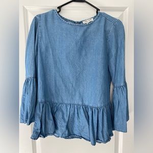 Size Small Beachlunchlounge chambray long sleeve pelpum blouse